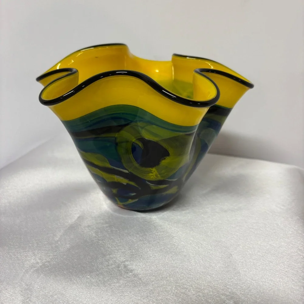 Ian Nemtoi Hand Blown Handkerchief Vase Yellow Blue Swirl Ruffle Signed‎ 5